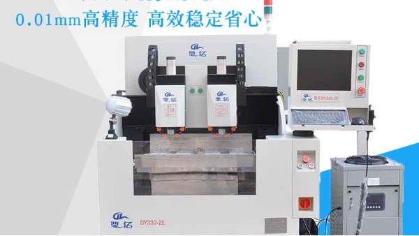 玻璃精雕機(jī)的特性是怎樣的？